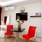 Taksim Istiklal Hotel 3*