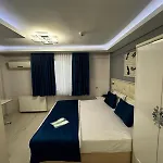Hotel Taksim Istiklal 3*