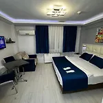 Hotel Taksim Istiklal 3*