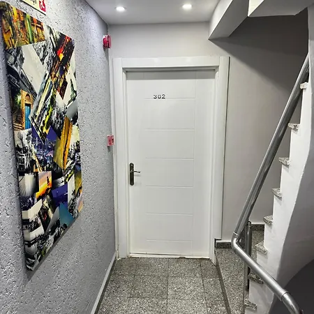 塔克西姆伊斯提克拉尔套房酒店 伊斯坦布尔