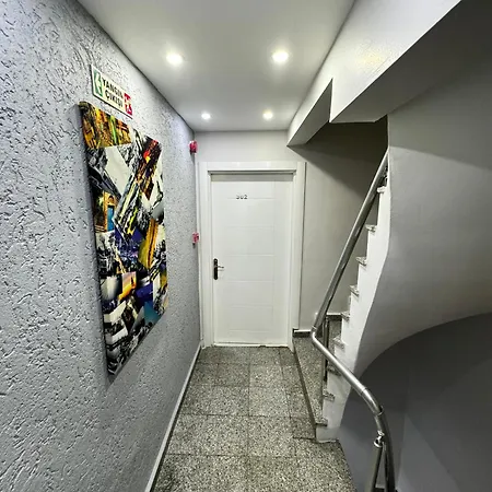 Taksim Istiklal Hotel 3*