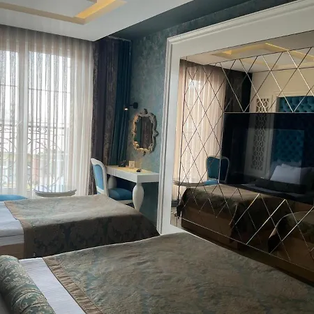 Taksim Istiklal ホテル 3*