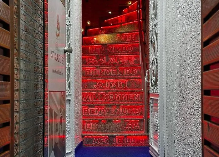 Hotel Taksim Istiklal 3*